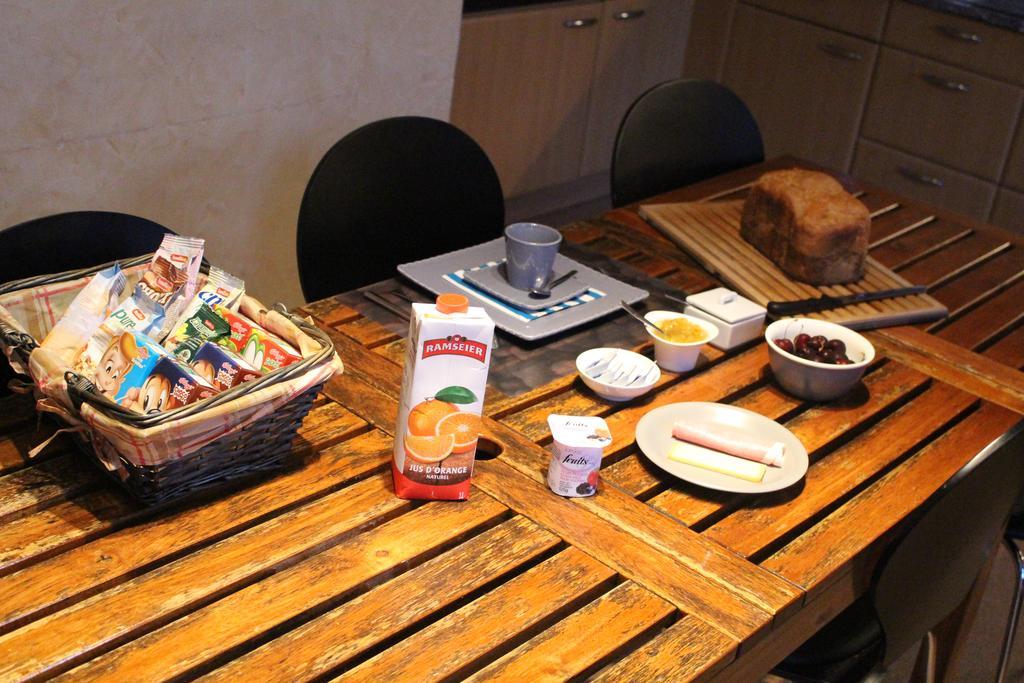 Bed and breakfast Au Coeur Du Vignoble Sur Bursins Extérieur photo
